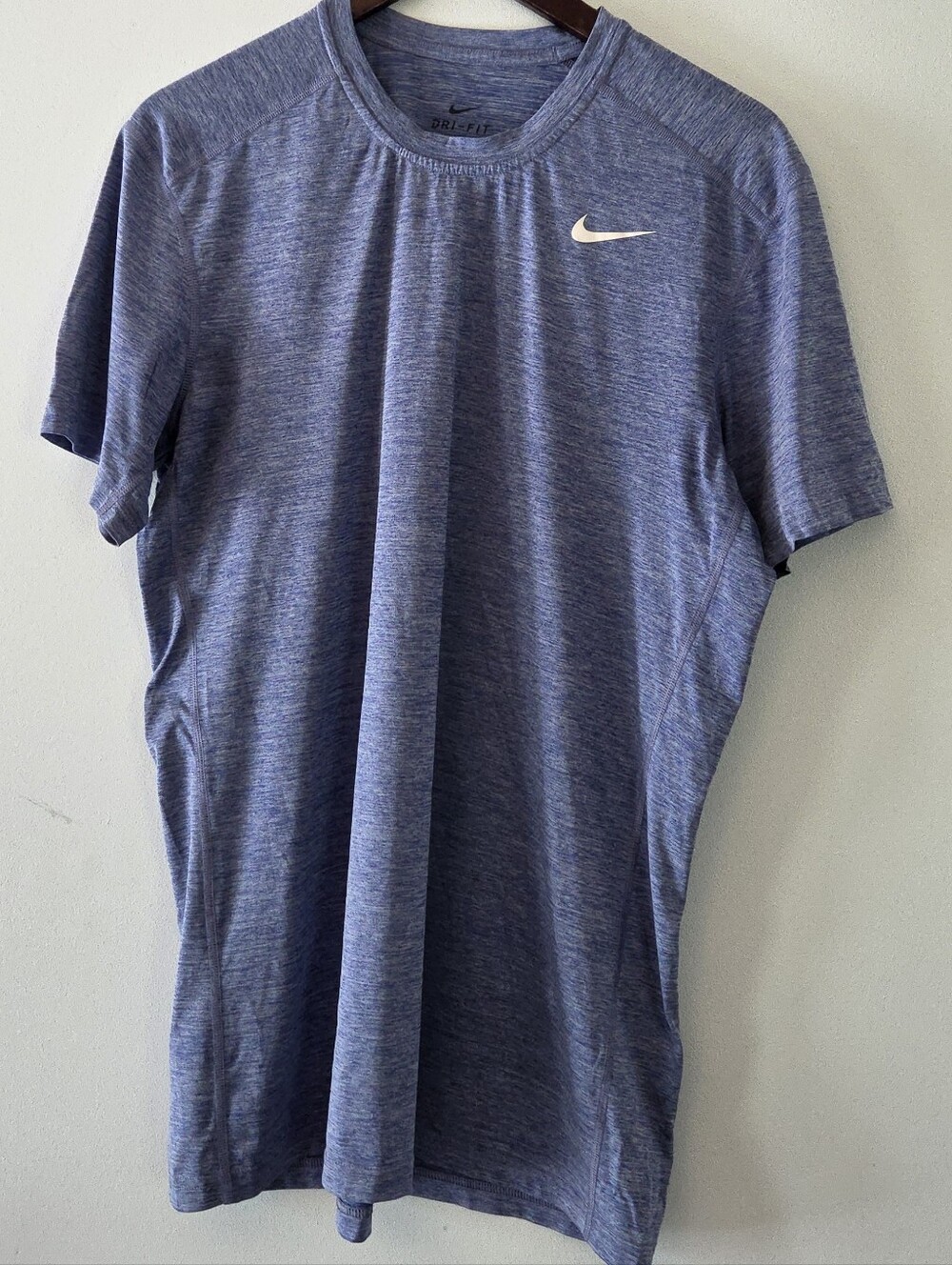 Nike Men’s Blue Dri-FIT Athletic Short Sleeve Shirt Size L